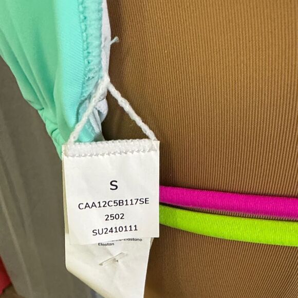 CUPSHE Aqua and Pink Bikini Set - Picture 4 of 14